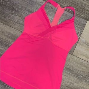 LULULEMON TANK